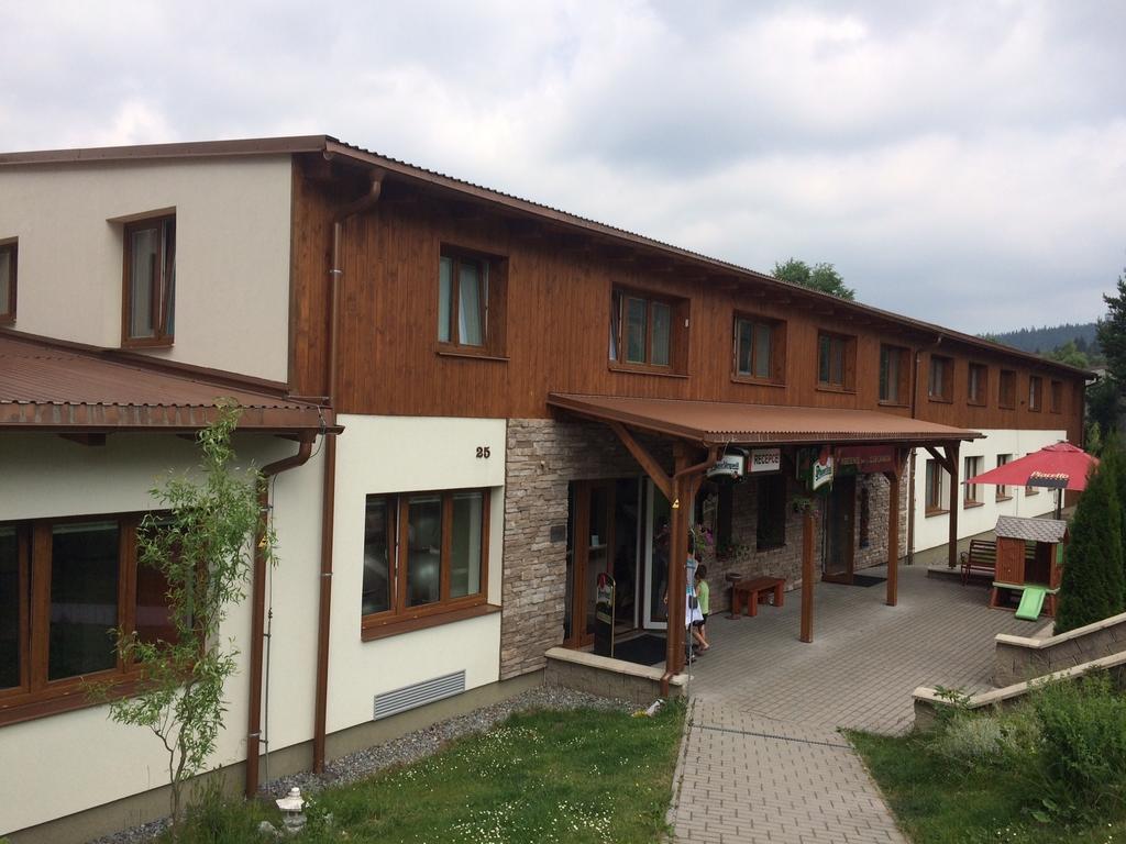 Apartman Lipno 20 伏尔塔瓦河畔利普诺 客房 照片