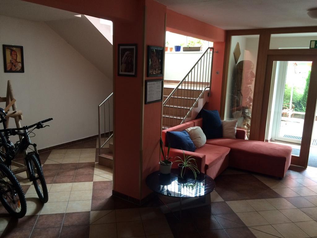 Apartman Lipno 20 伏尔塔瓦河畔利普诺 客房 照片